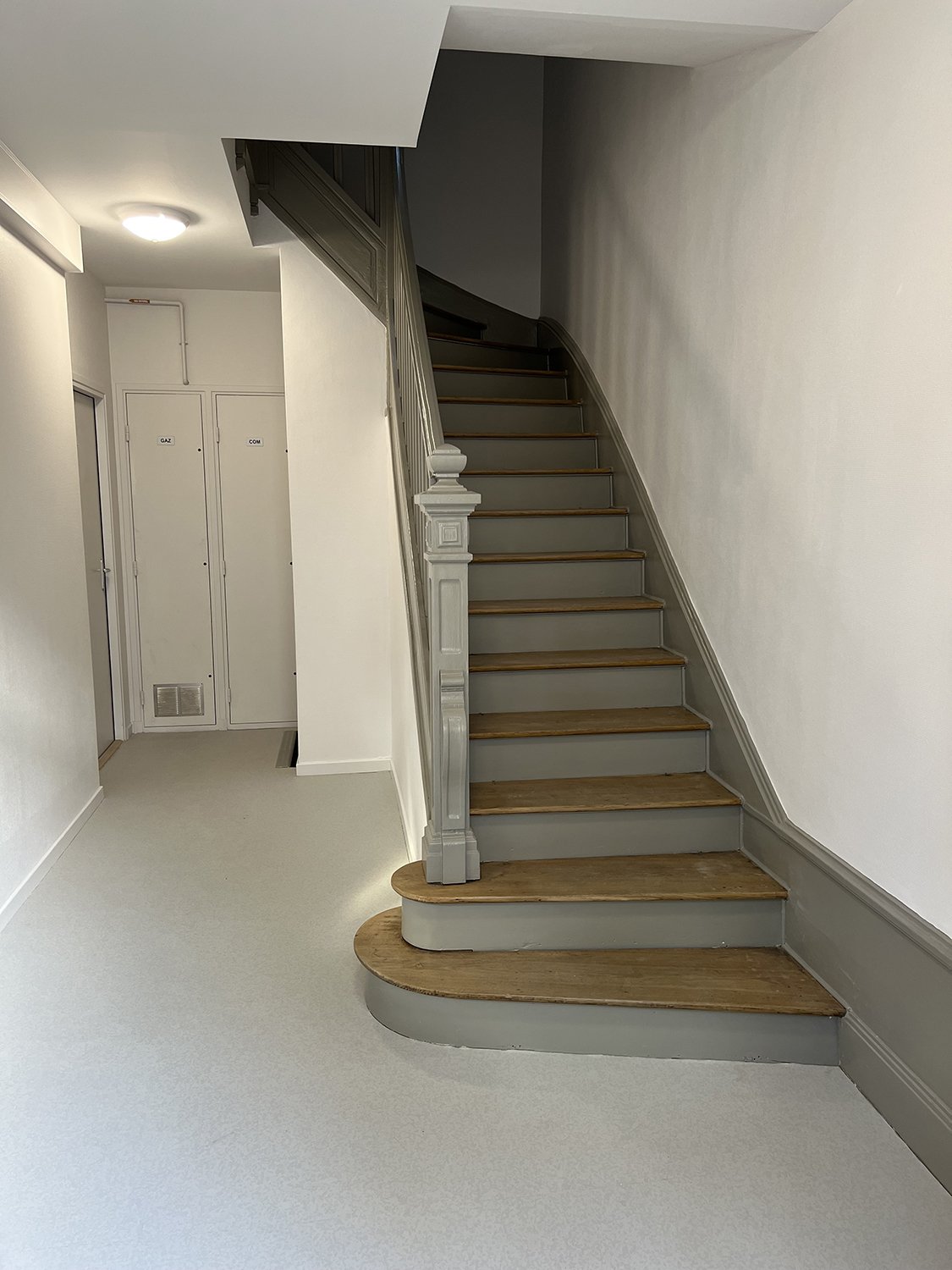 2024 10 24 Jouvence Escalier 2024 10 24 Jouvence Escalier